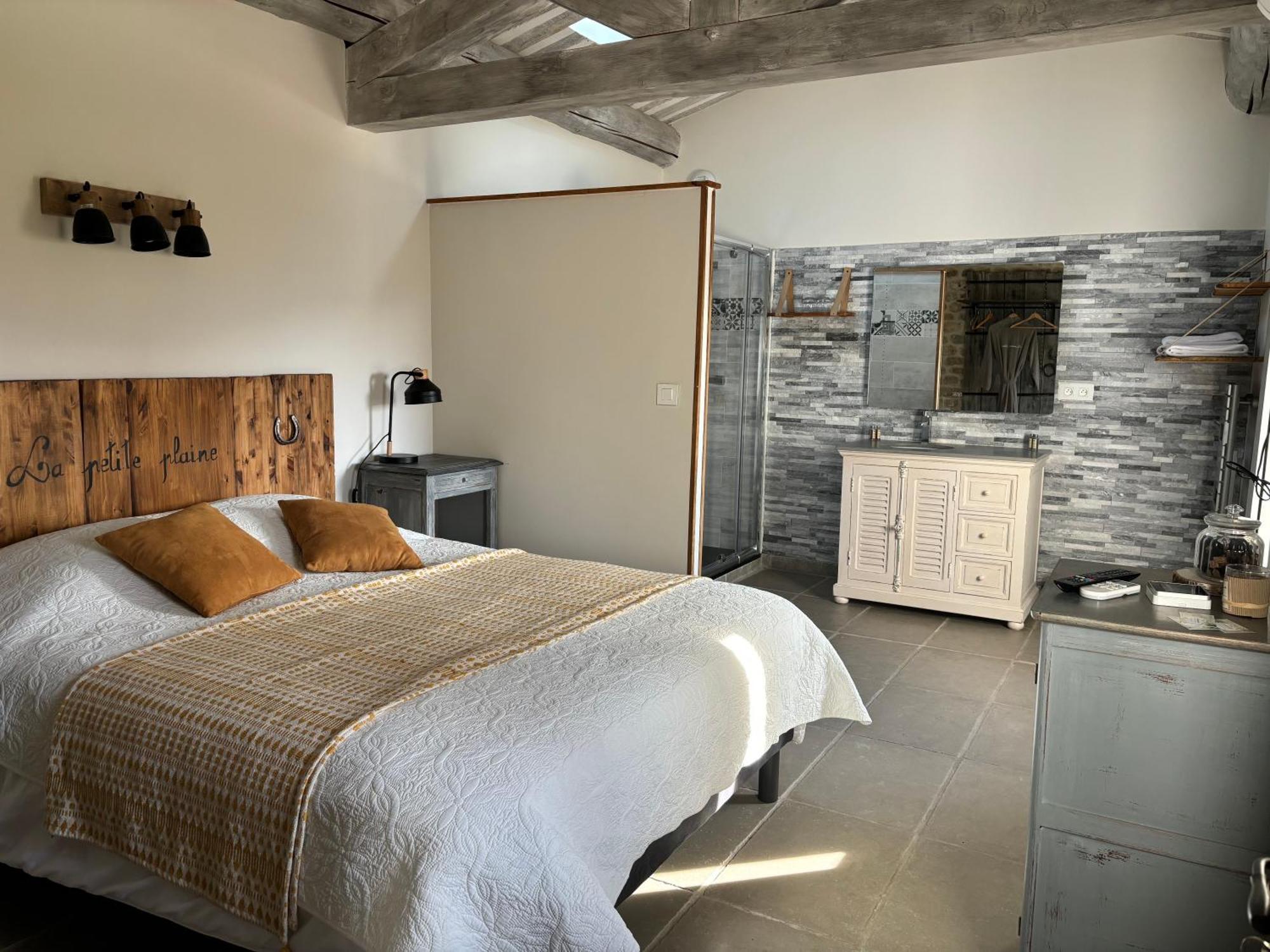 La Petite Plaine Hotel Clansayes Екстериор снимка